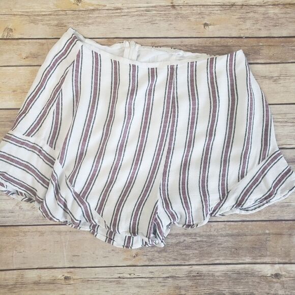 Lush rayon striped ruffle shorts - Picture 1 of 4
